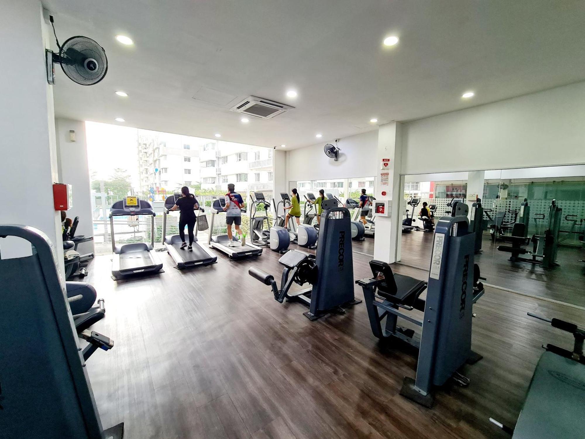 Apartment 9 Guest 3 Koi Endless Pool Bbq Sunway Lagoon Pyramid Ioi Bkt Jalil Pavillion Bkt Jalil Stadium Puchong