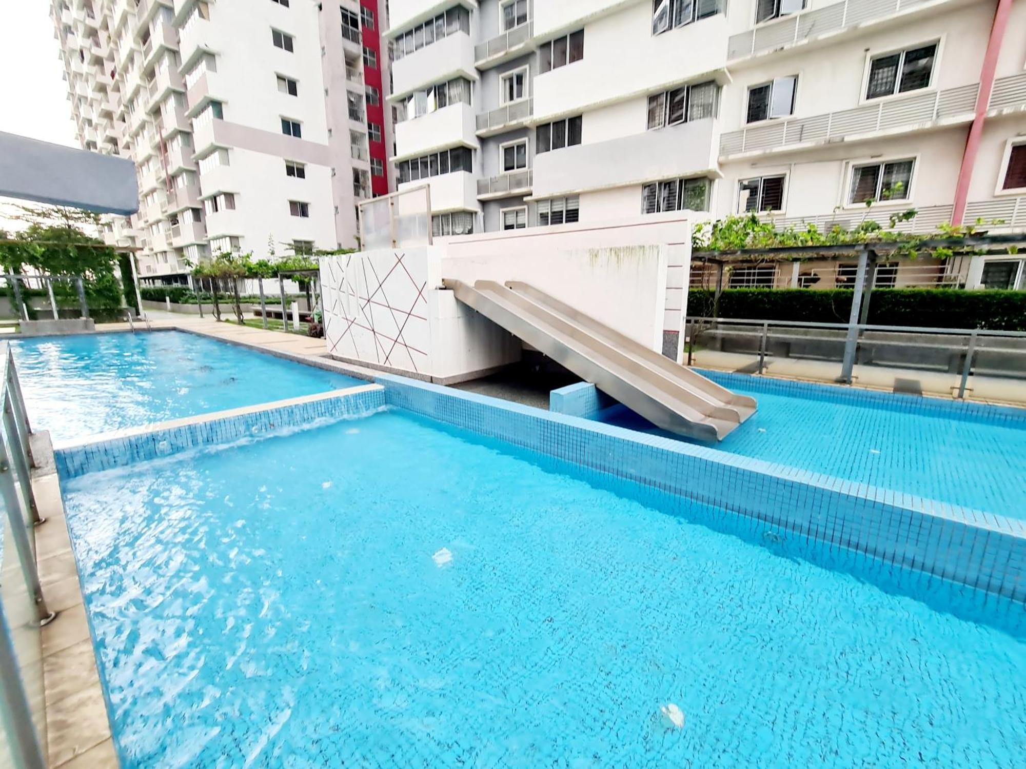 Apartment 9 Guest 3 Koi Endless Pool Bbq Sunway Lagoon Pyramid Ioi Bkt Jalil Pavillion Bkt Jalil Stadium *