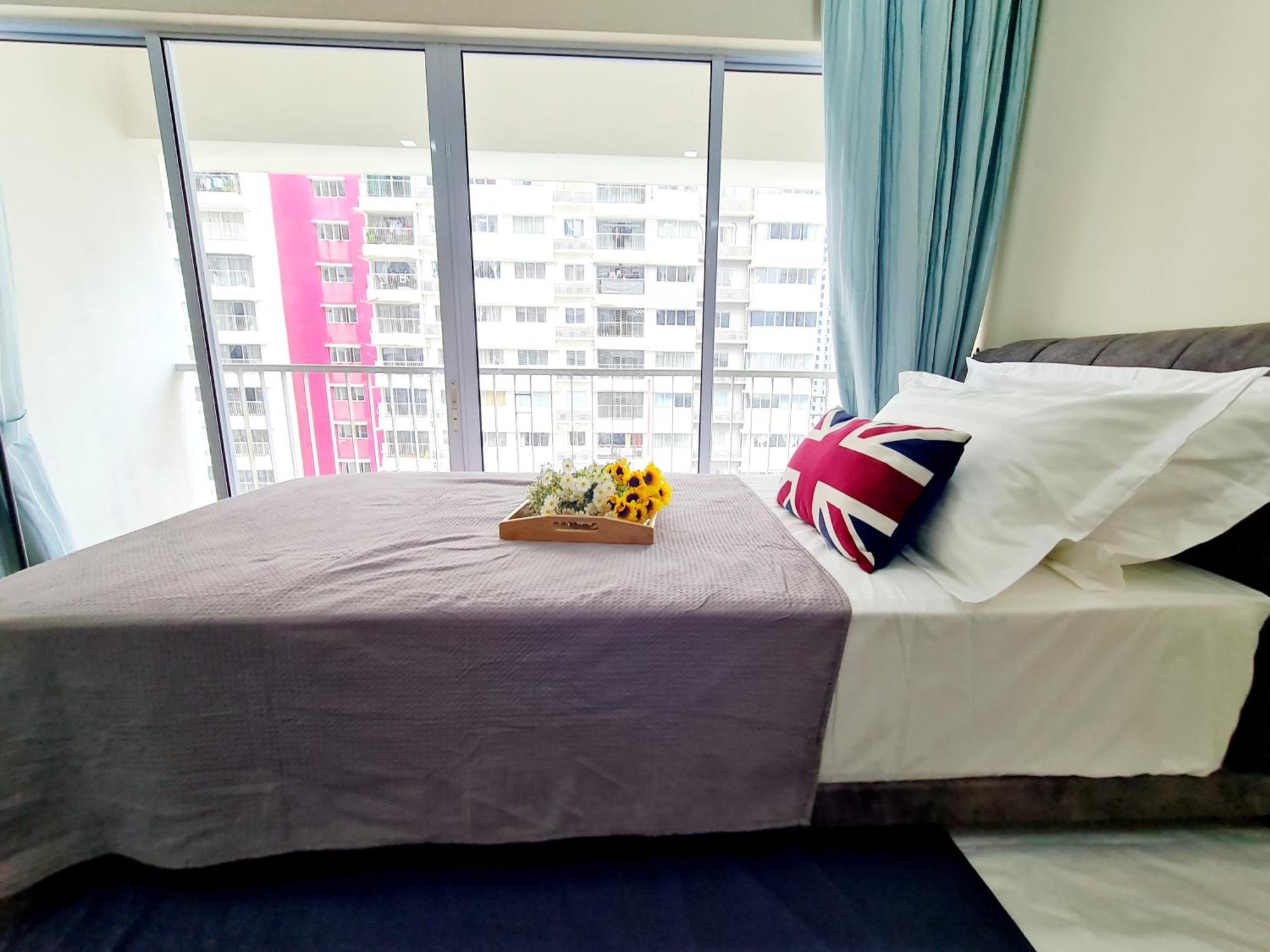 9 Guest 3 Koi Endless Pool Bbq Sunway Lagoon Pyramid Ioi Bkt Jalil Pavillion Bkt Jalil Stadium Apartment *