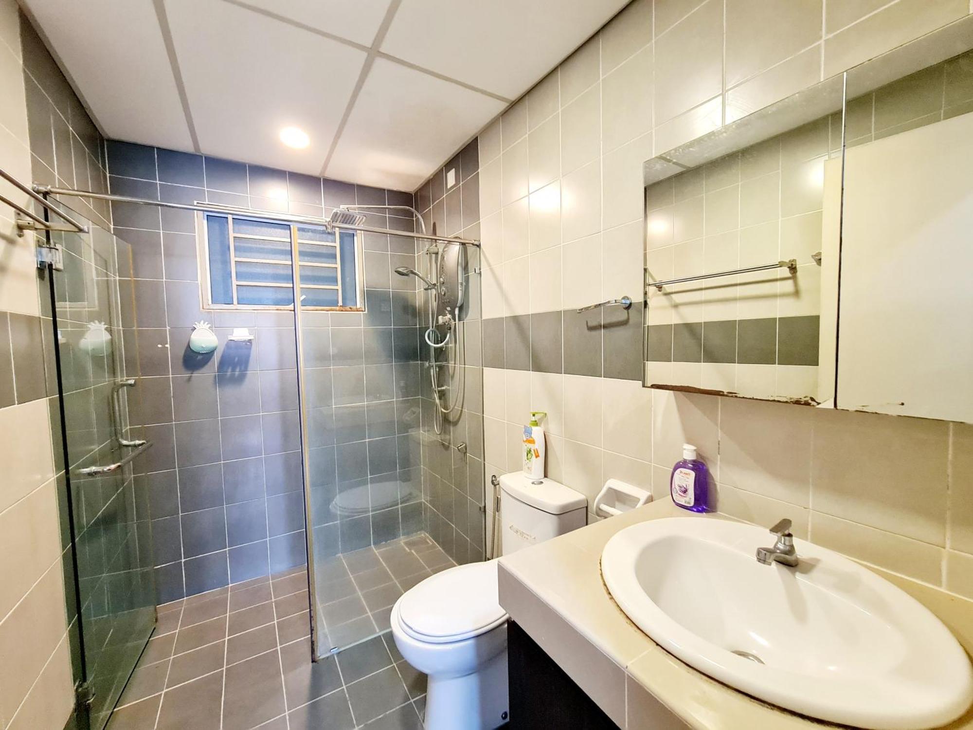 Apartment 9 Guest 3 Koi Endless Pool Bbq Sunway Lagoon Pyramid Ioi Bkt Jalil Pavillion Bkt Jalil Stadium *